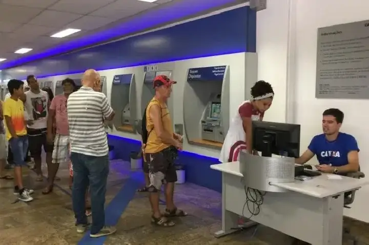 Bancos não abrirão na próxima sexta-feira (3/3)