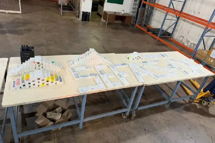 Carga com mais de 200 iPhones é apreendida pela Receita do DF