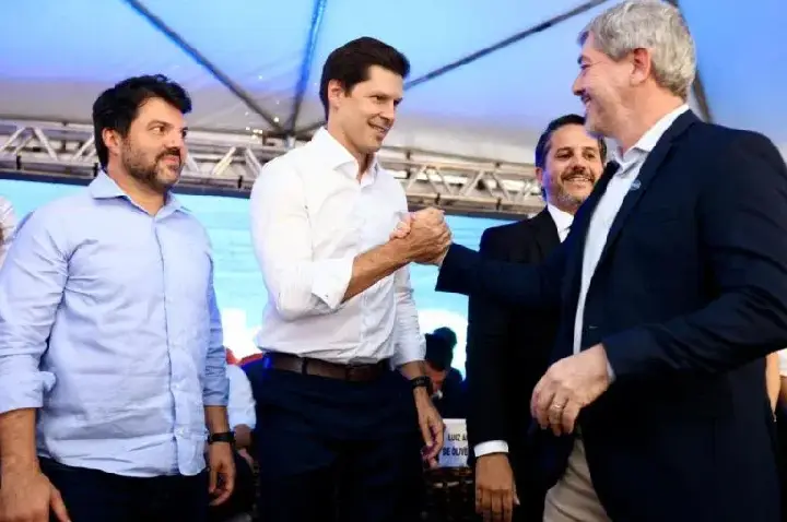 Daniel Vilela empossa Luiz Antônio Oliveira Rosa na presidência da Codego