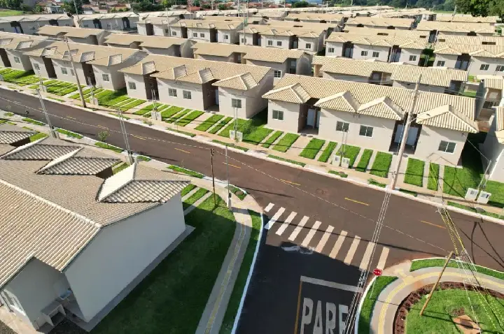 Daniel Vilela entrega 711 apartamentos em Jataí