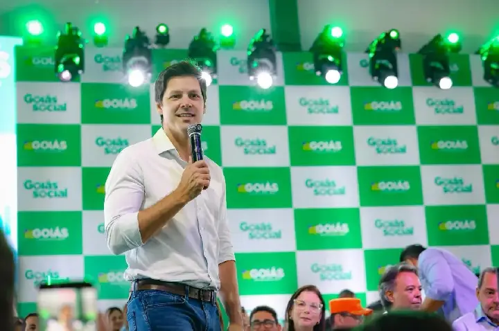 Daniel Vilela intensifica presença no Entorno do DF com edições do Goiás Social e pacote de obras