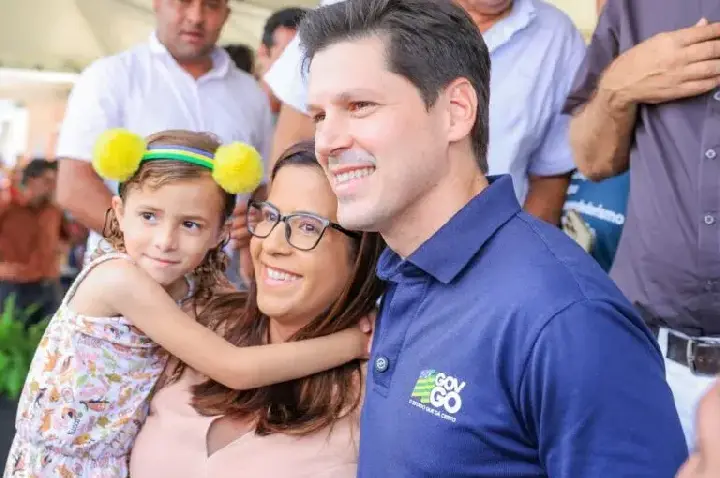 ”Dignidade e segurança para uma vida melhor”, diz Daniel Vilela ao entregar 195 casas no Centro goiano