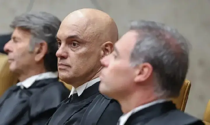 Moraes suspende aplicação da Lei da Dosimetria a pena de condenada por atos de 8 de janeiro