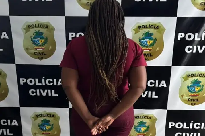 Mulher presa no entorno permitia que companheiro violentasse a filha