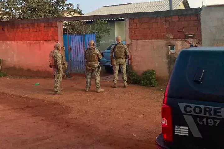 Polícia Civil de Goiás mira grupo ligado ao tráfico de drogas e cumpre 52 mandados em operação interestadual