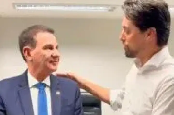   Segundo Marcus vinícius , Emenda de Vanderlan é para asfaltar novo nos bairros Valparaízo II e Rio Branco e aquisição de um tomógrafo