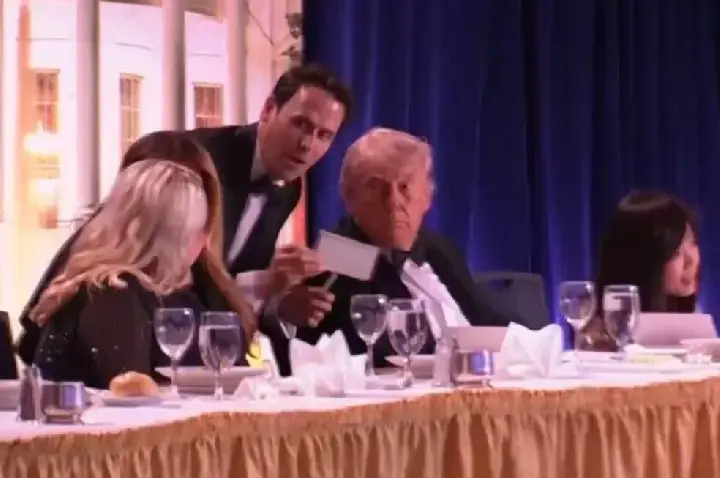 Trump chama suspeito de tiroteio de ‘louco’