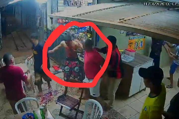 Vídeo ; Antes de morrer Adolescente esfaqueado por conhecido, correu até distribuidora pedindo socorro em Valparaíso