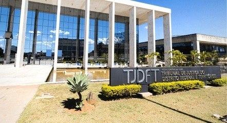 Advogado é condenado a pagar R$ 15 mil por ofensas em petições no TJDFT