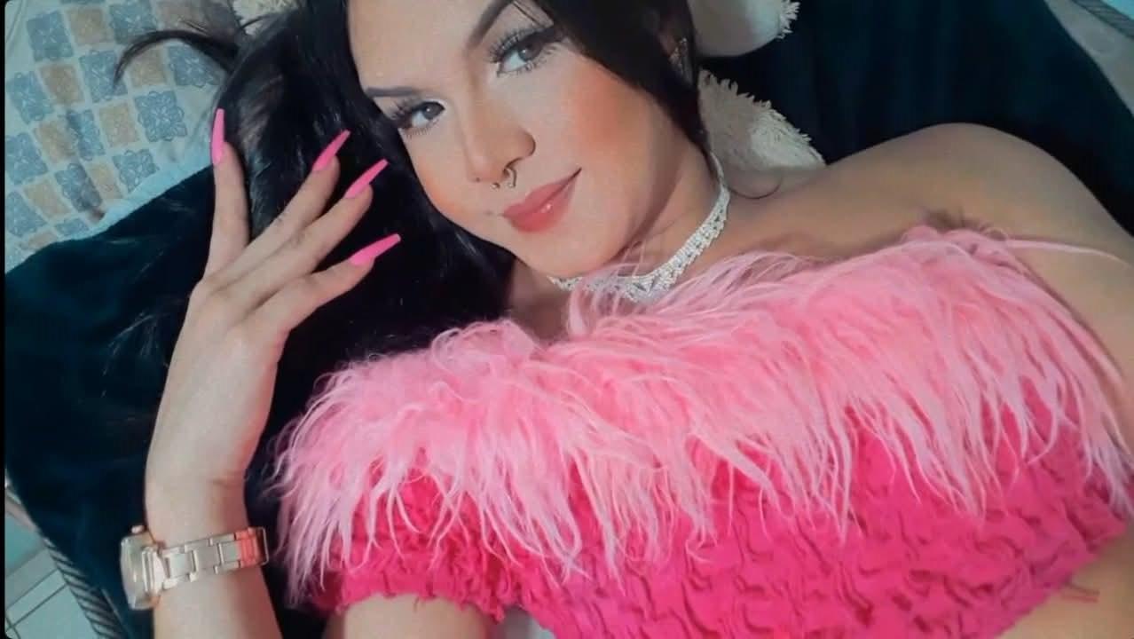 Morreu no Hospital em Goiânia mulher trans que passou por aplicação de silicone dentro de casa em Valparaíso.