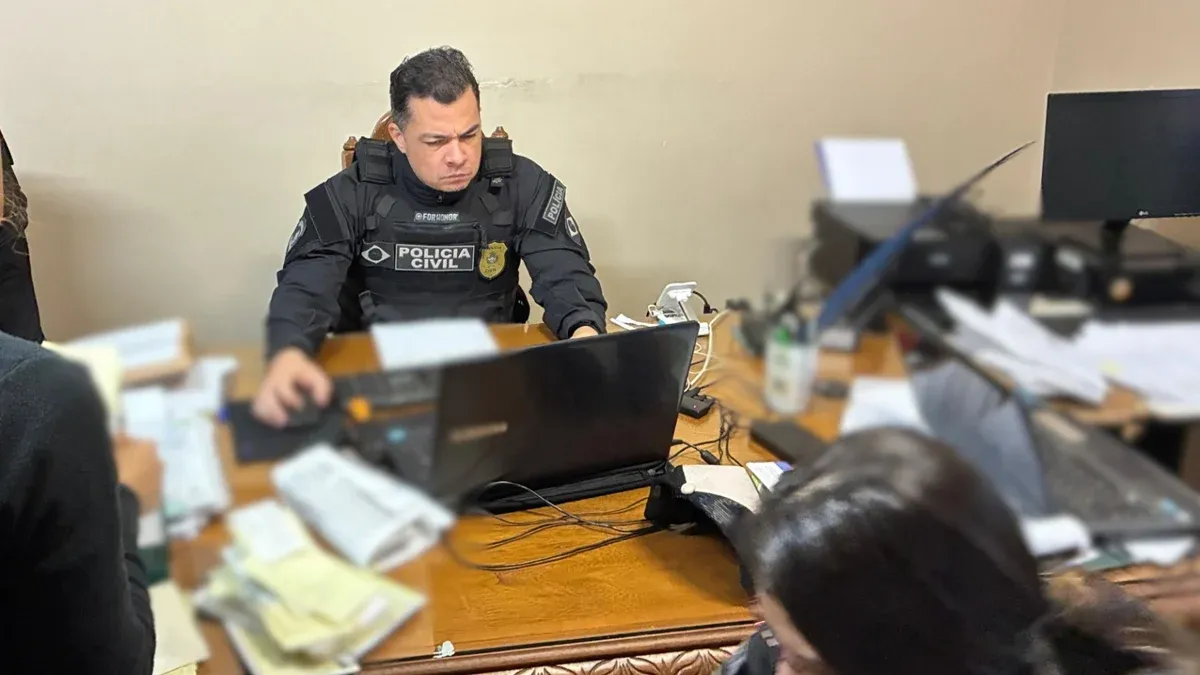 Polícia cumpre mandados de busca e apreensão na casa do prefeito e de servidores de Pontalina