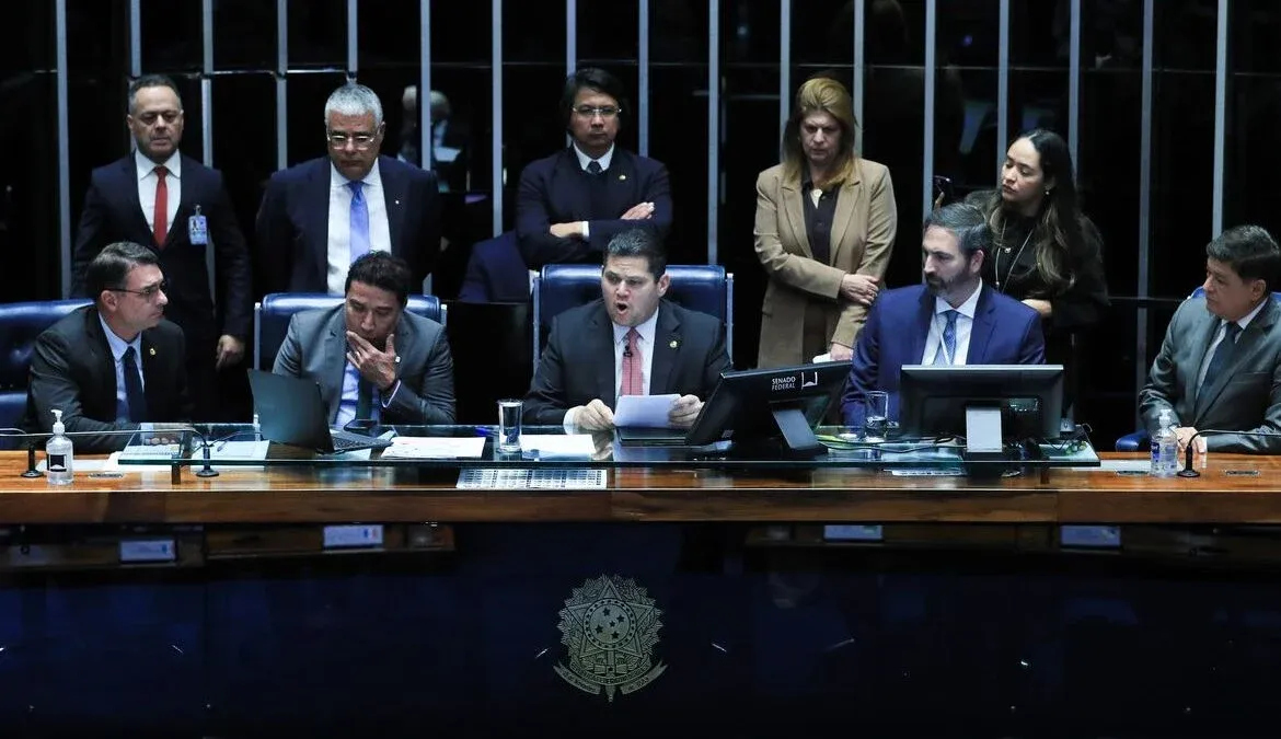 Senado aprova projeto que cria mais uma vaga de deputado federal para Goiás