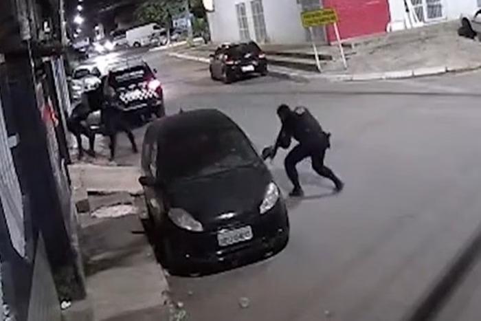 Vídeo mostra momento em que CAC abre fogo contra PMs no DF