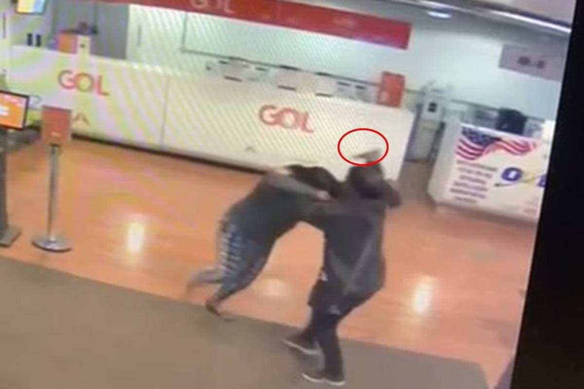 Aeroporto: morador de rua fugiu de táxi após dar 7 facadas em mulher