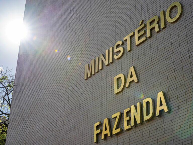 Fazenda: impacto das tarifas dos EUA tende a ser pouco significativo no crescimento de 2025