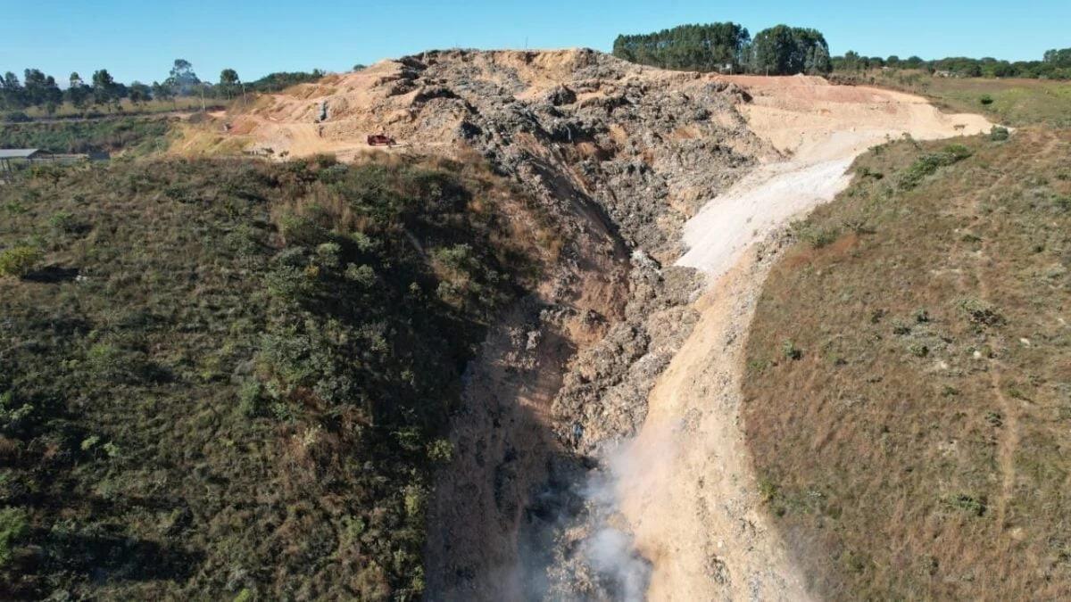 Governo decreta emergência ambiental em Padre Bernardo após colapso no lixão