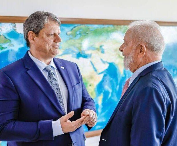 Governos Lula e Tarcísio marcam reuniões com empresários na mesma data para discutir sobretaxa