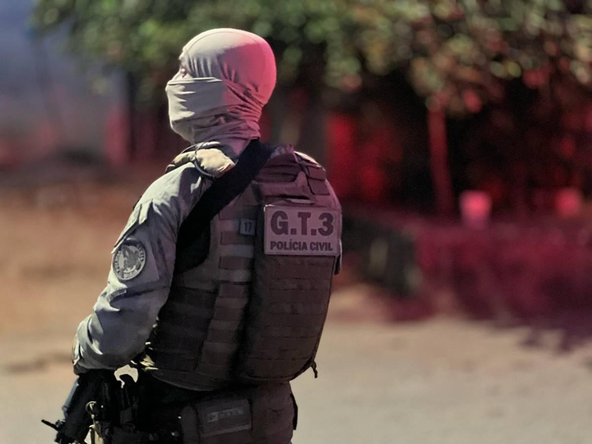 Mais de 40 pessoas são presas em operação contra tráfico internacional com rota por Goiás