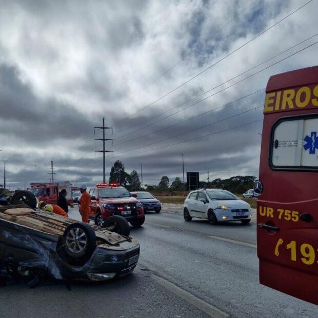 Motorista fica ferida após capotamento na DF-480, sentido Gama