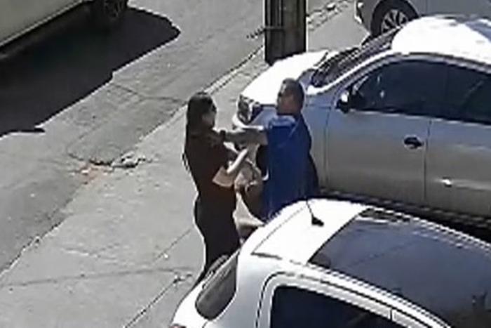 Mulher que levou “banda” de sargento teve bolsa furtada do carro