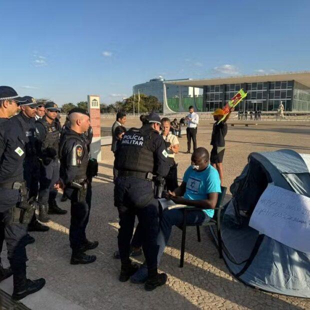 ‘Se não saírem, serão presos’, diz governador do DF sobre deputados que estão próximos ao STF