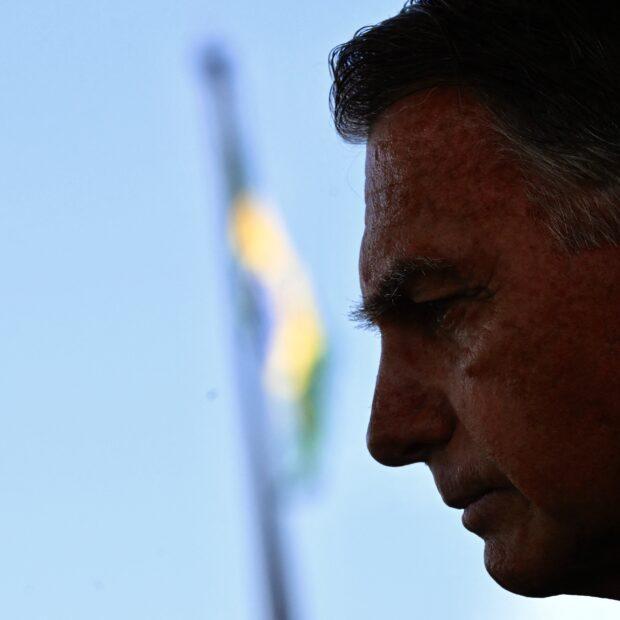 Defesa de Bolsonaro indica nove advogados para julgamento no STF