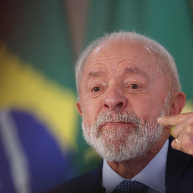Lula: Brasil merece respeito, Trump não tinha o direito de anunciar as taxações como anunciou