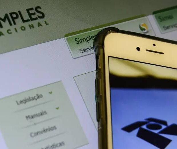 Governo adia por 2 meses recolhimento do Simples de empresas afetadas pelo tarifaço