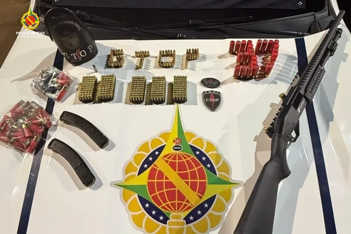 Polícia apreende arsenal na casa de homem acusado de estupro no DF
