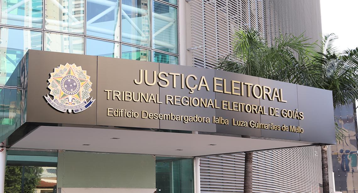 TRE cassa mandato de vice-prefeito eleito em Novo Gama após condenação criminal