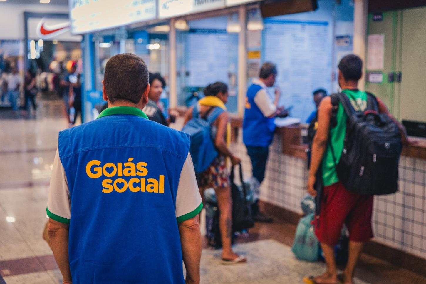 Em Goiás programa ; De Volta Para Casa já atendeu 438 pessoas em situação de rua desde 2024