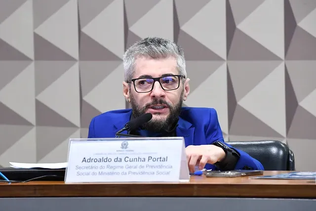 Número 2 da Previdência de Lula é preso em operação contra fraudes no INSS