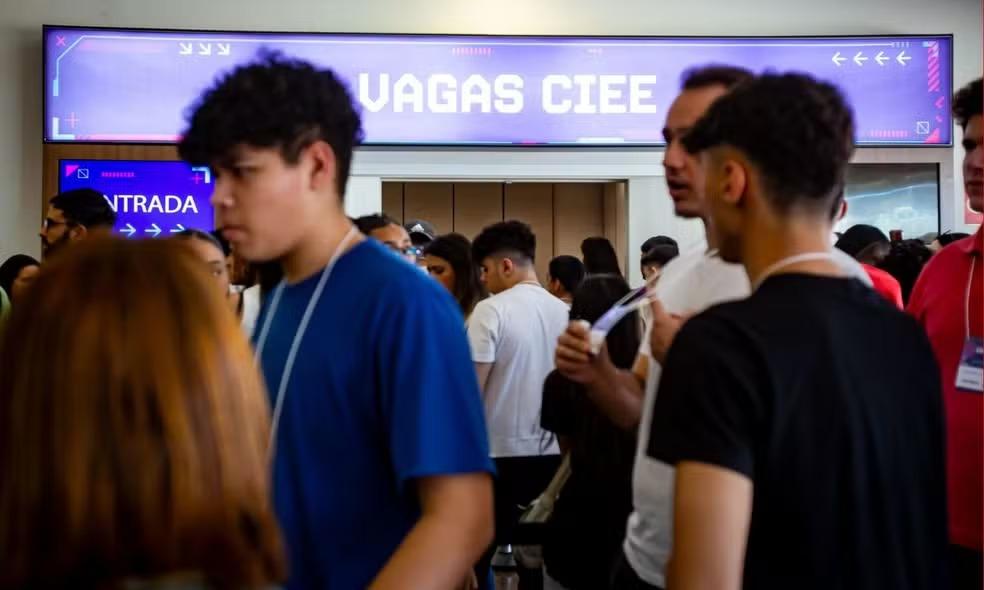 Estágio: CIEE oferece mais de 400 vagas no DF