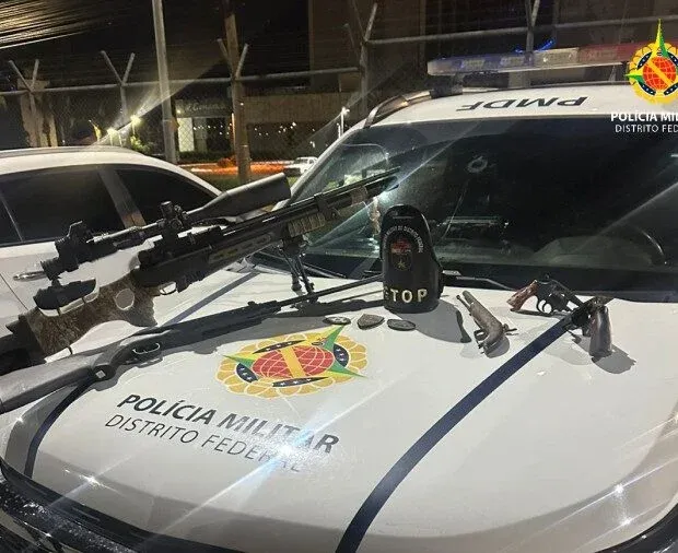 PM prende homem com armas e munições no Eixão Norte