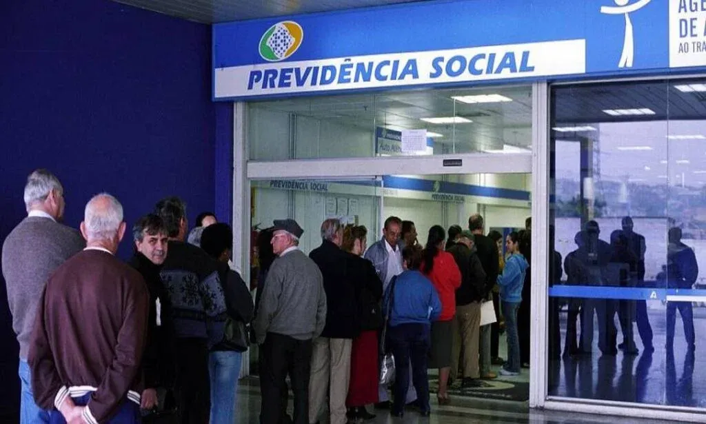 Prorrogado até março prazo para pedido de ressarcimento do INSS