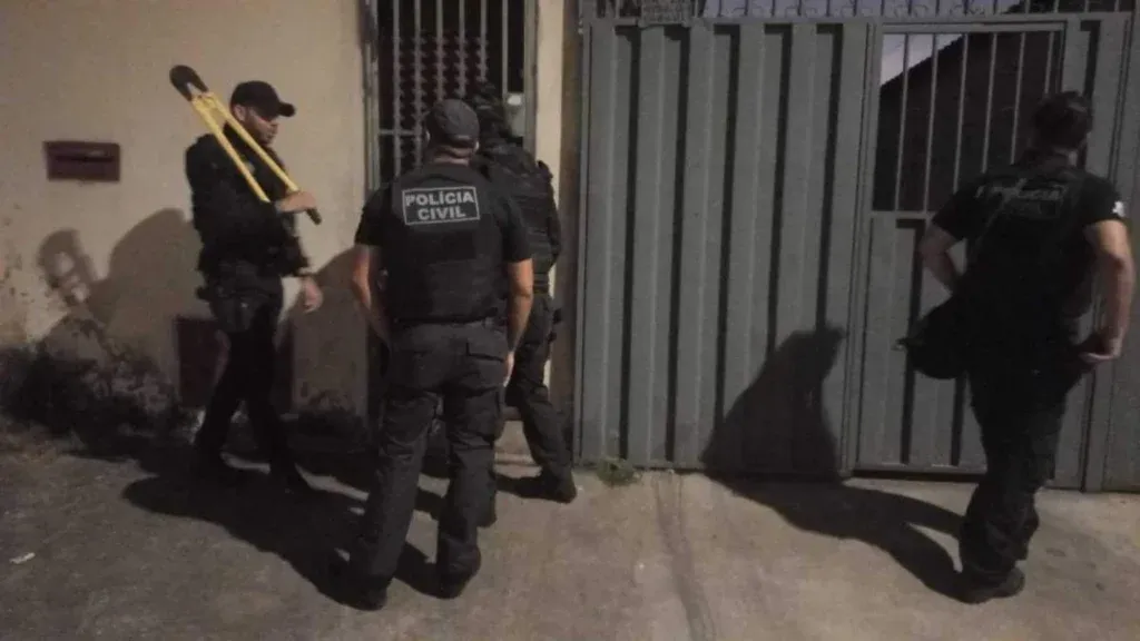 Polícia descobre esquema de envio de abortivos pelos Correios e prende mulher