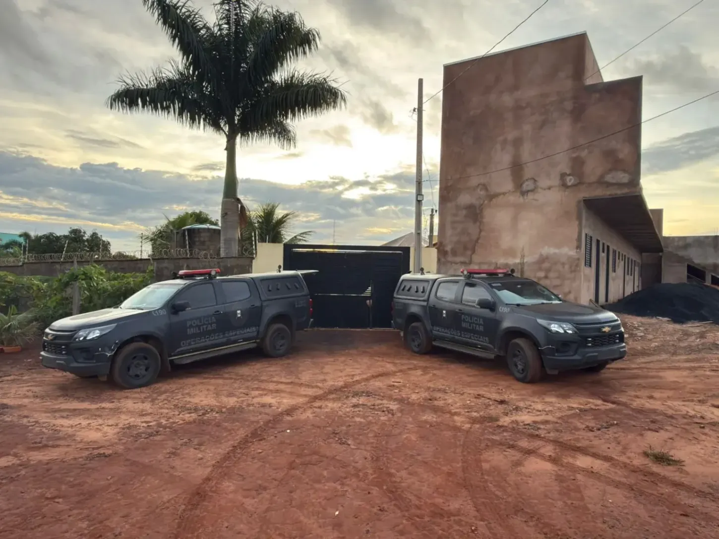Vereador e servidores são alvo de operação por fraude em licitações são acordados pelo Gaeco em Goiás