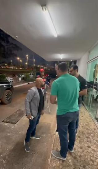   Advogado de treta em porta de Delegacia tem 09 acusações de estupro