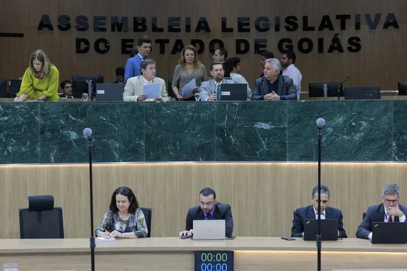 Alego anuncia reajuste de 9,26% e novo plano de carreira para servidores após economia de R$ 500 milhões