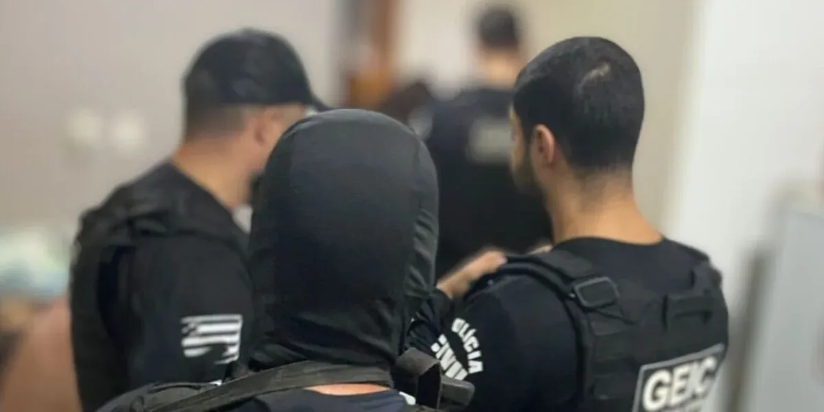 Assessor financeiro é acusado de desviar quase R$ 400 mil do próprio patrão