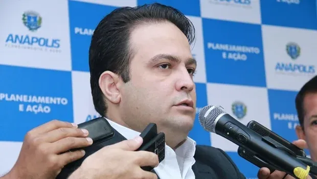 MPGO investiga Ex prefeito de Anápolis Roberto Naves e cúpula da Saúde