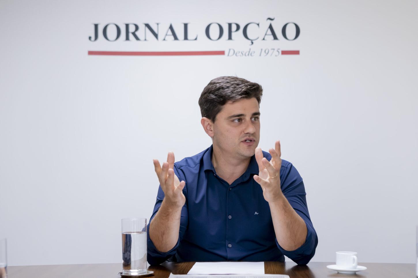 Prefeito Diego Sorgatto faz Convocação para novos professores com salário que passa de 5 mil.