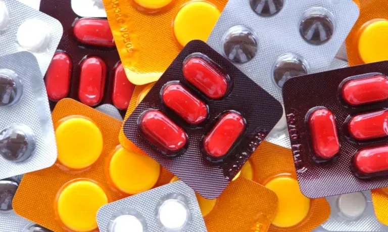 SUS passa a adotar antibiótico para prevenir sífilis e clamídia