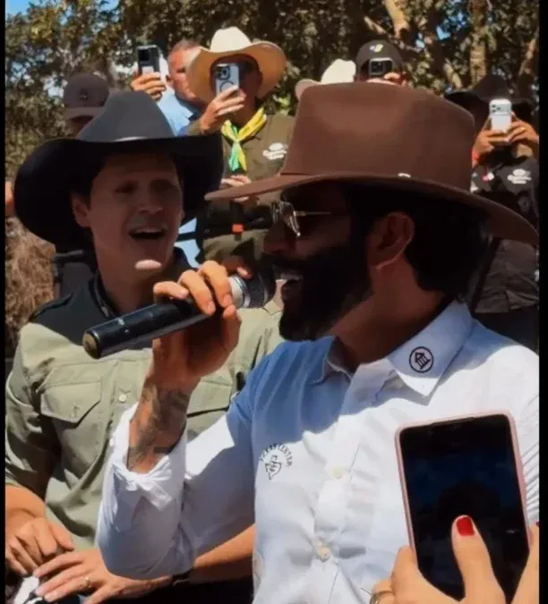 Daniel e Caiado participam de cavalgada ao lado de Gusttavo Lima