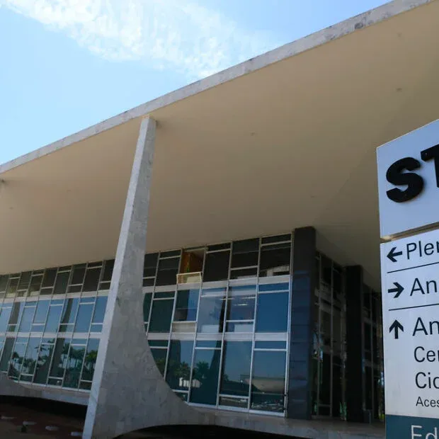 Datafolha: 55% dos brasileiros acreditam que ministros do STF estão envolvidos no caso Master