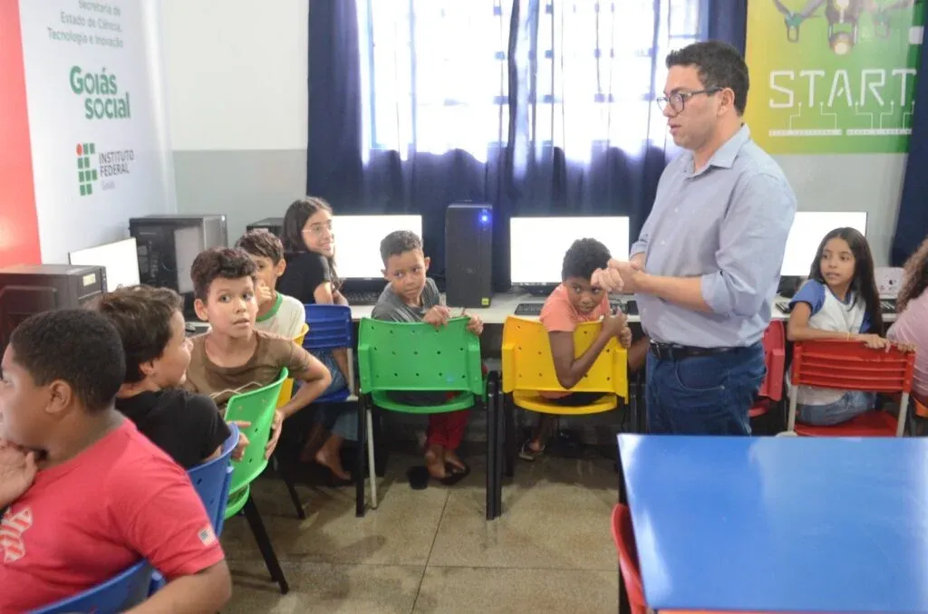 Goiás Social abre 100 vagas para curso gratuito de robótica em Valparaíso