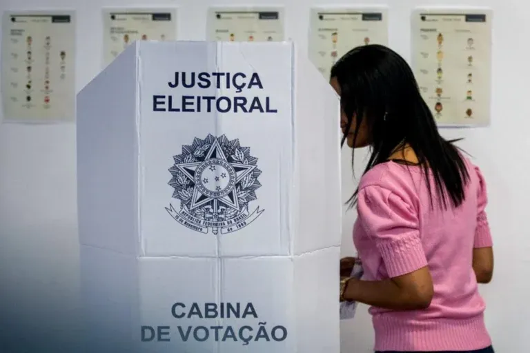 Prazo para tirar ou regularizar título de eleitor termina nesta quarta-feira (6/5)