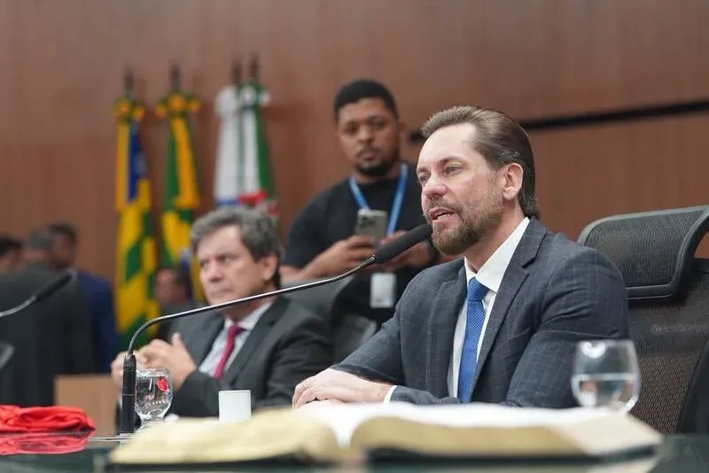 Bruno Peixoto anuncia R$ 5,5 milhões do duodécimo para incentivo aos clubes goianos