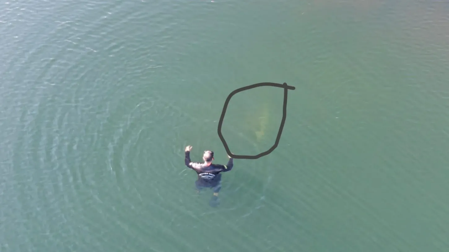 Com ajuda de Drone Mergulhadores CBMGO localizam e retira carro com vítima do fundo de barragem e Luziânia