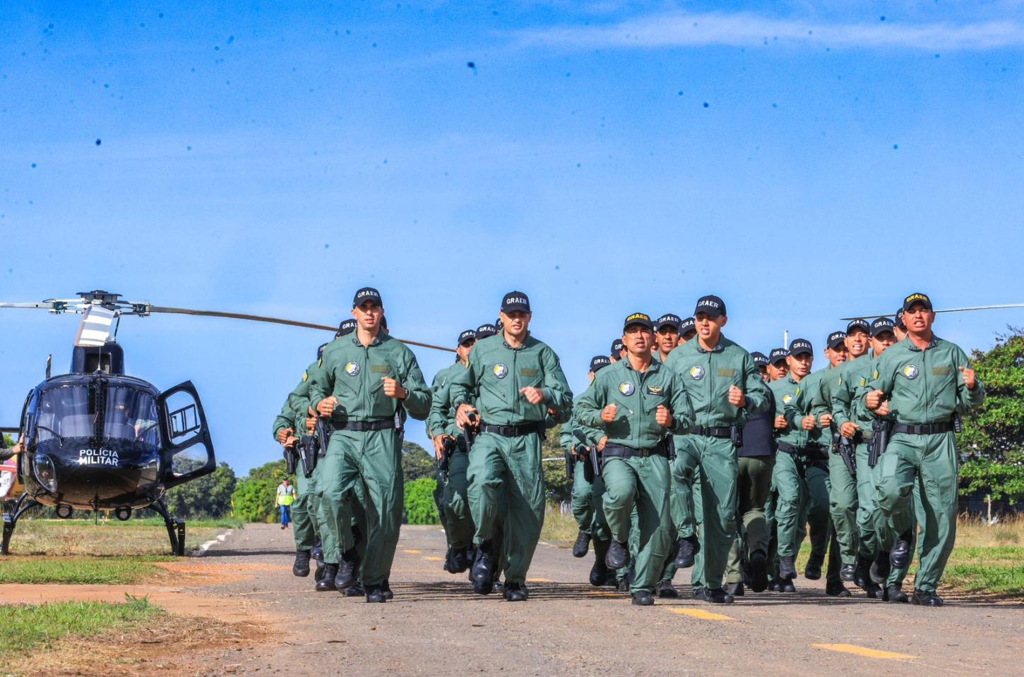 Daniel Vilela inaugura base do Graer em Luziânia